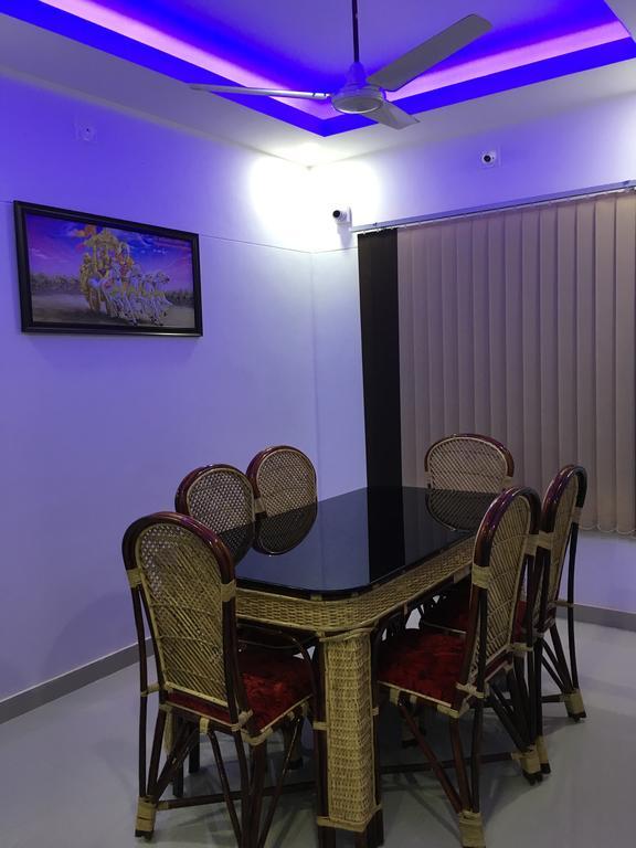 Rams Guest House Near Lulu Mall Thiruvananthapuram Kültér fotó